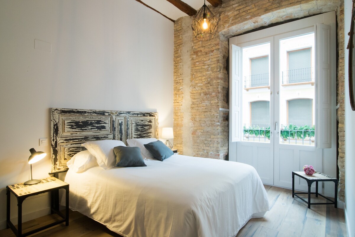 APARTAMENTOS ALMADA