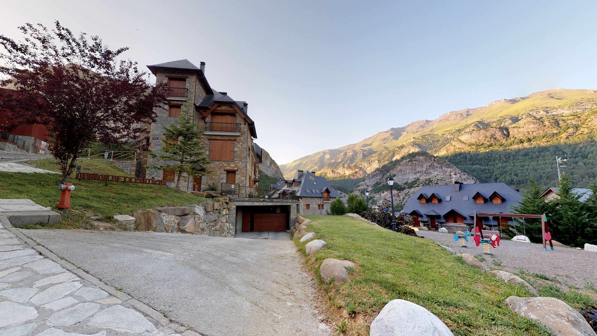 Los Altos de Escarrilla - Tu Casa en los Pirineos